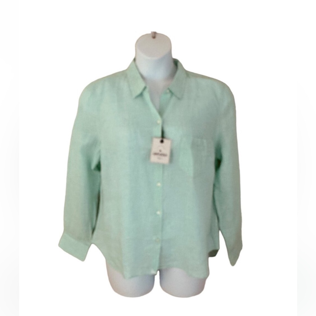 Untuckit Blush Green Women's Long Sleeve Button Down